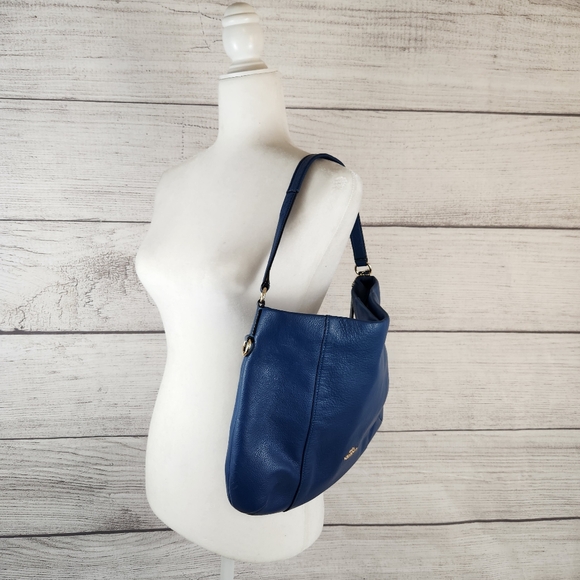 Coach Blue Pebble Leather Isabelle East West Hobo Shoulder / Crossbody Bag - Picture 2 of 16